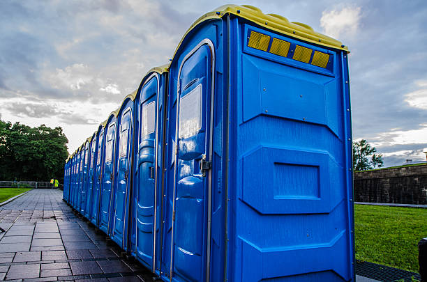Portable Toilet Options We Offer in Bigfoot, TX